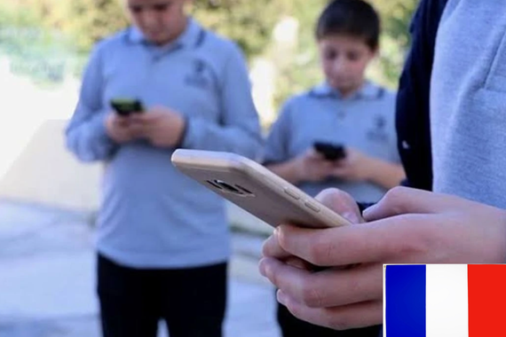 15 yaşın altındaki çocuklara telefon yasağı geliyor!