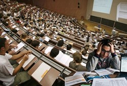 YKS 2026'da Öğretmenlik Şoku: 26 Üniversitede Kontenjanlar Sıfır Çekti!