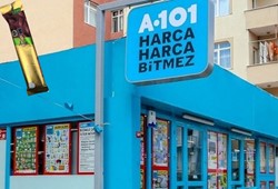 A101 çikolata skandalı! Paketten çıkan şey herkesi şaşkına çevirdi
