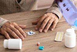 Alzheimer’da İlaç Dışı Yaklaşımlar Umut Vadediyor!