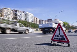 ankarada-3-mayis-pazar-gunu-trafige-cikacaklar-dikkat-kapanacak-yollar-belli-oldu.jpg
