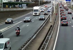 Araç sahiplerine yeni vergi geliyor: 1 Ocak’ta yürürlüğe giriyor