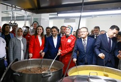 bagcilarda-dayanisma-buyuyor-turk-kizilay-yeni-asevini-hizmete-acti.jpg