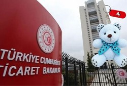 bakanlik-o-ithal-pelus-anahtarligi-piyasadan-toplatiyor.jpg