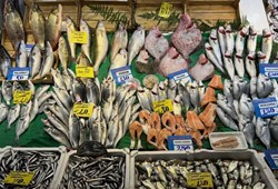 Balıkta büyük indirim: Bu market balığın kilosunu 50 TL’ye düşürdü