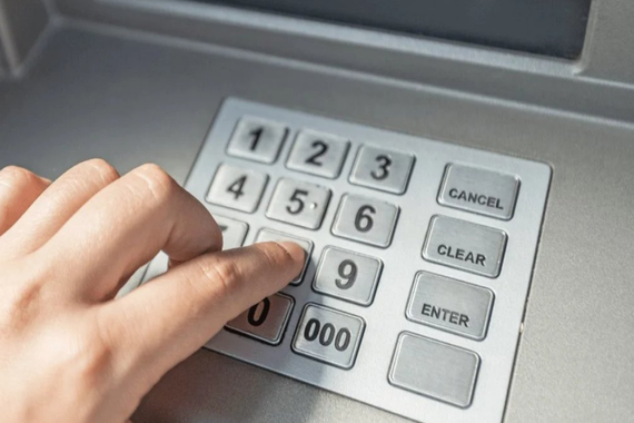 Bankamatiklerde ve kumandalardaki "5" tuşunun üzerindeki noktanın amacı buymuş