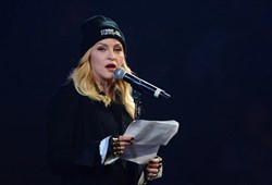 Batı’nın sessizliğini bozan isim: Madonna’dan Papa çıkışı