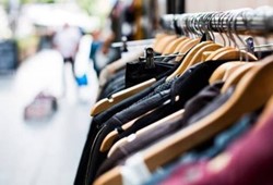 İkinci şirketini de batırdı: AVM mağazaları kapanıyor