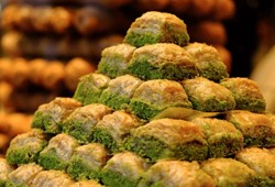 Bayram öncesi büyük tehlike ortaya çıktı: Baklava için hazırlanan üründe zehirli madde bulundu