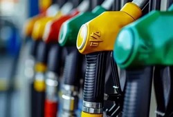 benzin-ve-motorinde-kritik-gun-aciklandi-5-tl-zam-geliyor.jpg