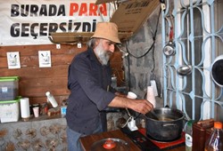 Bu mekânda para değil gönül geçiyor: Yemekler tamamen ücretsiz