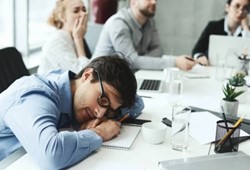 Bu ülkede uyuyanlara zam yapılıyor! Sebebini duyunca çok şaşıracaksınız