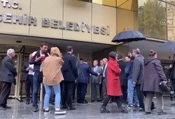 chpden-ak-partiye-surpriz-transfer-buyuksehir-baskanindan-parti-degisikligi.jpg