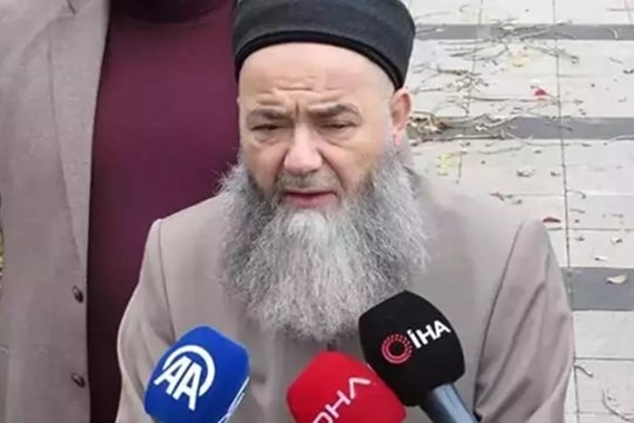Cübbeli Ahmet Hoca  hastaneye kaldırıldı