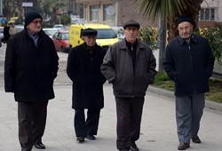 Cüzdanları rahatlatacak haber! 65 yaş üstüne kalıcı indirim müjdesi