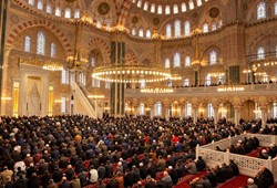diyarbakirda-cuma-namazi-kacta-okunuyor-sakarya-kocaeli-cuma-namazi-saatleri-9-ekim-2026.jpg