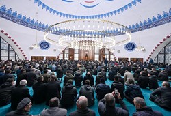 diyarbakirda-cuma-namazi-kacta-okunuyor-sivas-van-cuma-namazi-saatleri-10-temmuz-2026.jpg