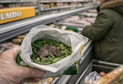 Dondurulmuş fasulyelerde şok: Paketlerden fare çıktı