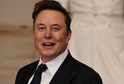 Elon Musk’ın yeni yapay zekası göreve başladı: 350 milyar dolarlık sektörün sonu yaklaşıyor