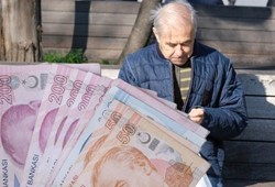 Emekli bayram ikramiyesi için yeni rakam belli oldu! İşte son durum