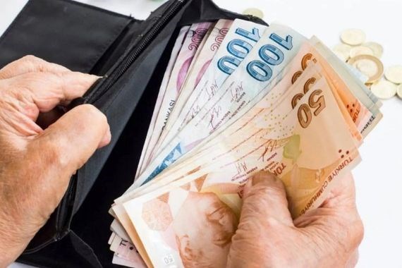 Emeklilerin zam oranı belli oldu mu? En düşük emekli maaşı ne kadar olacak?