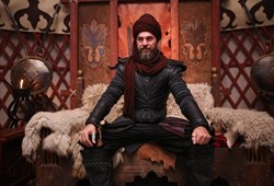 Engin Altan Düzyatan dolandırıldı!
