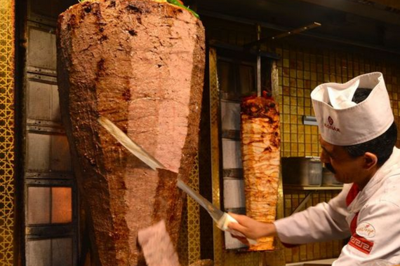 Evde döner nasıl yapılır? Ev yapımı döner tarifi?