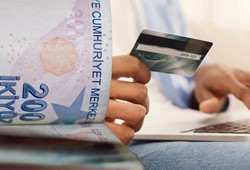 ezber-bozan-gercek-kredi-kartinin-asgarisini-odemek-kredi-notunu-dusurur-mu.jpg