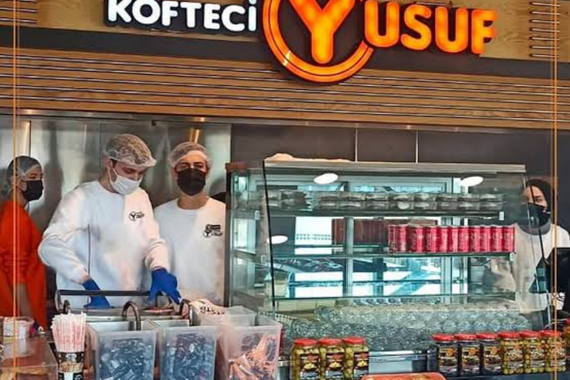 Fotoğrafını paylaşıp Köfteci Yusuf’a tepki gösterdi!