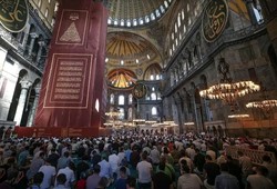 istanbulda-cuma-namazi-kacta-okunuyor-ankara-izmir-cuma-namazi-saatleri-10-temmuz-2026.jpg