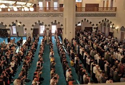 istanbulda-cuma-namazi-kacta-okunuyor-ankara-izmir-cuma-namazi-saatleri-2-ekim-2026.jpg