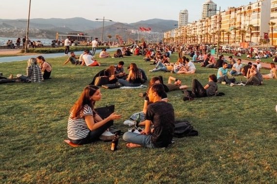 İzmir'de içki yasaklanacak mı?