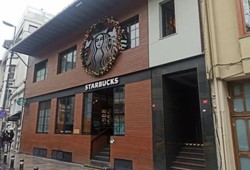 Kahve Dünyası Starbucks’un kalbine operasyon yaptı