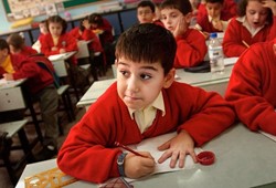 kamu-personelinin-uyum-egitimi-izni-hakki-mesainin-3-saati-izinli-sayilacak.jpg
