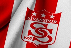kume-dustu-yer-yerinden-oynadi-sivassporda-herkesin-konustugu-karar-cikti.jpg