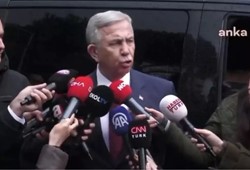 Mansur Yavaş’ı öfkelendiren soru! Basın toplantısında gergin anlar!