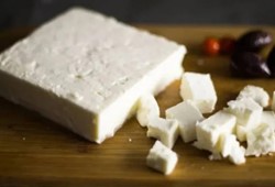 Mikrobiyolojik risk tespit edildi! Türk markalı peynir satıştan kaldırıldı