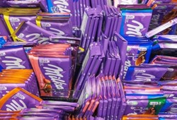 milka-cikolatalar-market-raflarindan-toplatiliyor.jpg