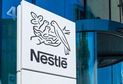 nestleden-pes-pese-satis-7-marka-icin-1-milyar-dolarlik-anlasma.jpg