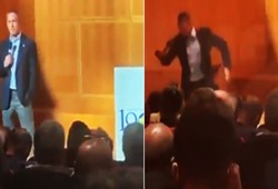 O anlar anbean kaydedildi: Ali Koç kürsüde düştü