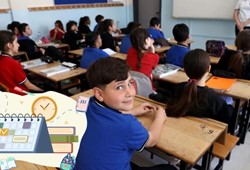 ogrenci-ve-velilerin-gozu-meb-takviminde-okullar-ne-zaman-aciliyor-kac-gun-kaldi.jpg