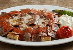 Okul gezisinde iskender yiyen 20 öğrenci hastanelik oldu