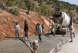 Petrol fışkıran dağ şaşırtıyor! 500 kilometreye yayılan büyük rezerv