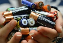 Pillerin boş mu dolu mu olduğunu anlamanın en kolay yolu! 1 saniyede öğrenin