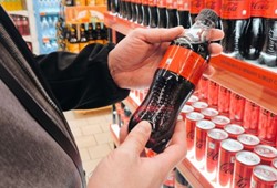 Coca-Cola’ya büyük yaptırım: Silinen yazışma şüphesi gündemi alt üst etti