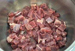 Restoranlar kıskanacak, pamuk gibi oluyor! Eti evde böyle pişirin