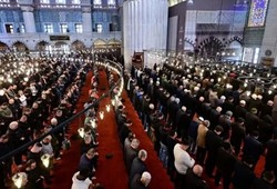 samsunda-cuma-namazi-kacta-okunuyor-sivas-van-cuma-namazi-saatleri-21-agustos-2026.jpg