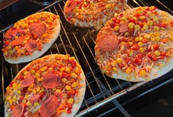 sasirtan-skandal-zincir-market-pizzasinda-et-yerine-bu-cikiyor.jpg