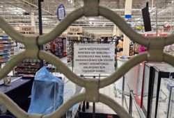 sessiz-sedasiz-kapanmisti-dev-market-yeniden-acildi.jpg