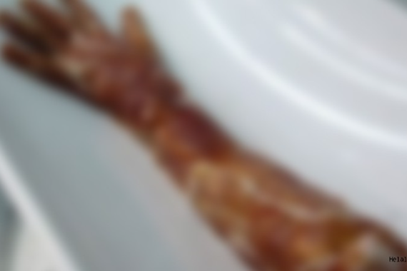 Sonunda bu da oldu insan eti satan ilk restoran açıldı